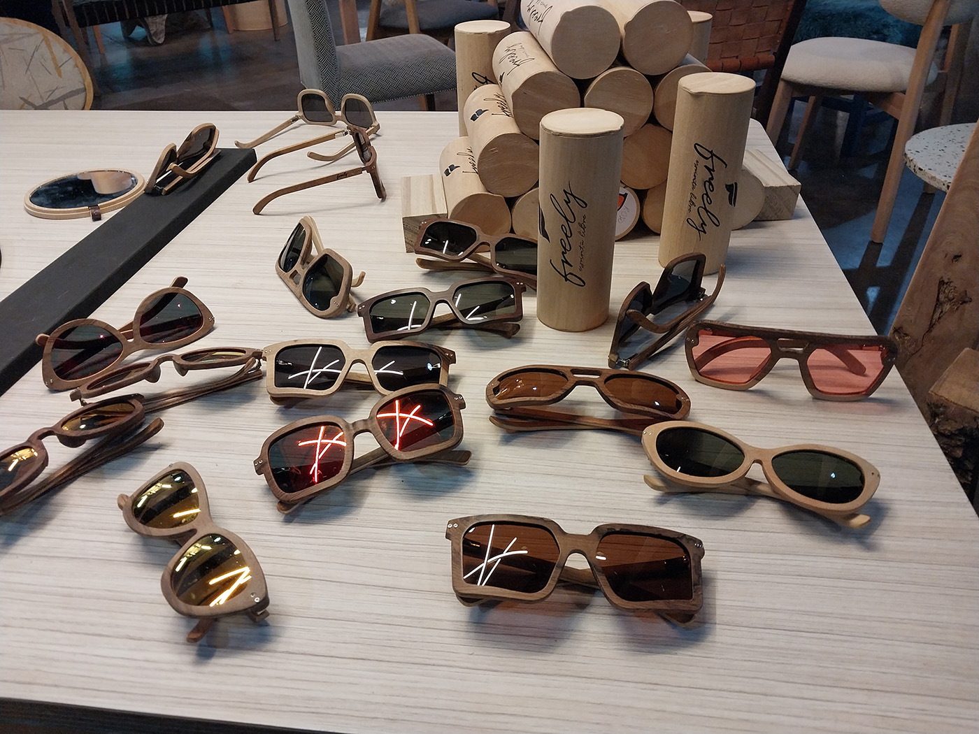 Freely anteojos marco de madera