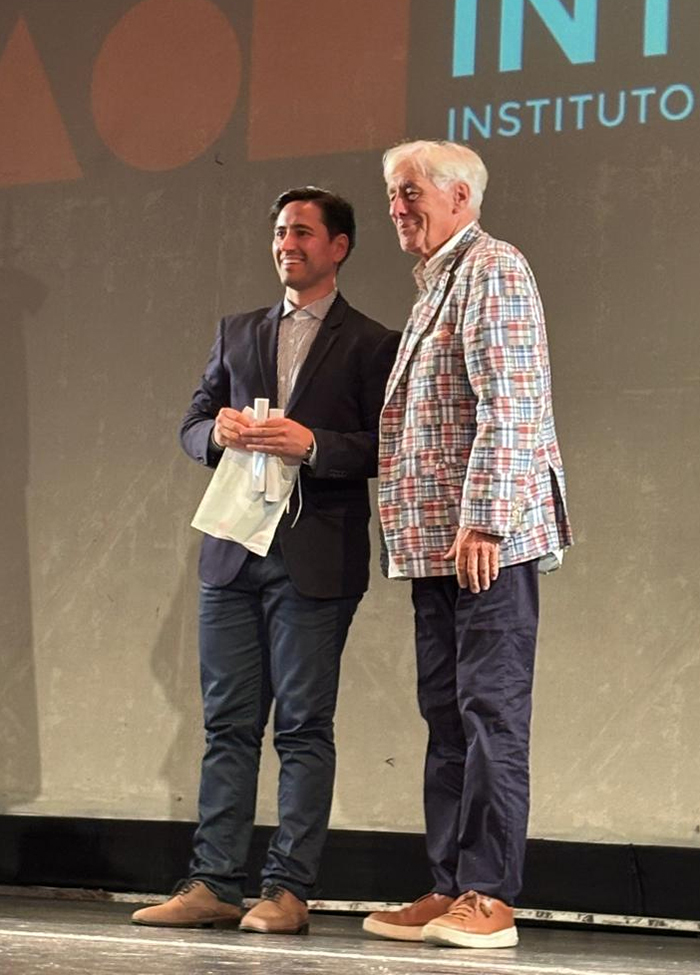 aladi entregó un reconocimiento