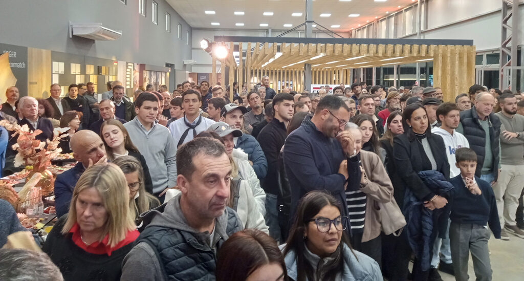 EGGER HAUS Maxit inauguró