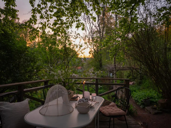 Suecia cabaña con huerto 